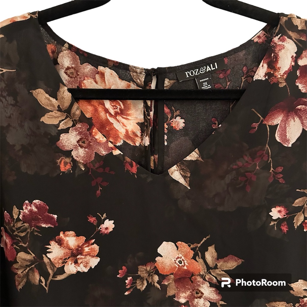 Roz & Ali V-Neck Asymmetrical Sheer Sleeves Black Floral Blouse Size 2x — image 2 of 8